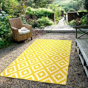 FH Home Outdoor Rug - Waterproof, Fade Resistant, Reversible - Premium Recycled Plastic - Geometric - Large Patio, Deck, Sunroom, Camping, RV - Aztec - Yellow & White - 6 x 9 ft